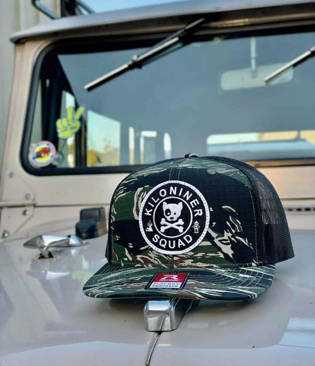 BASEBALL CAP / TRUCKER HAT